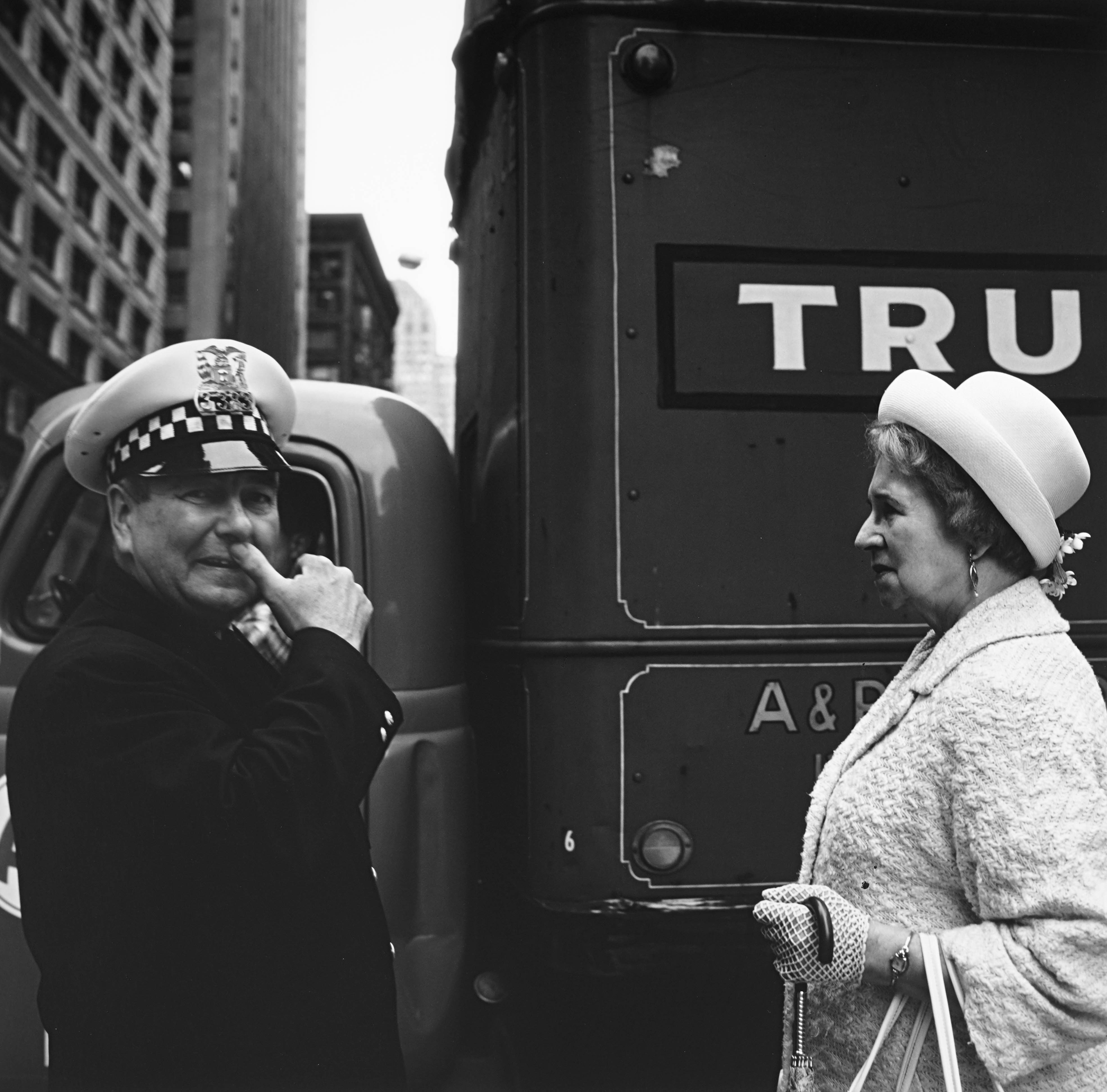 Chicago, sans date tirage argentique, 2020 © Estate of Vivian Maier, Courtesy of Maloof Collection and Howard Greenberg Gallery, NY