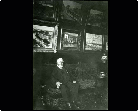 Georges Dussueil entouré de sa collection de peinture, 13 rue de la ferme au Havre