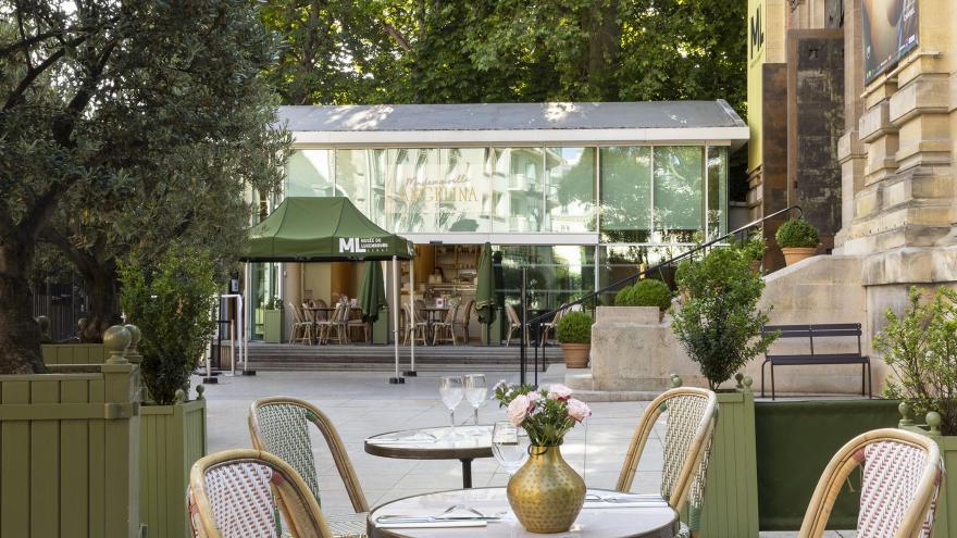 Vue du Salon de thé Mademoiselle Angelina